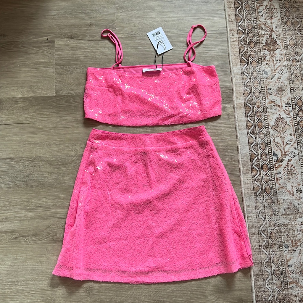 Elswyth Sequin Set